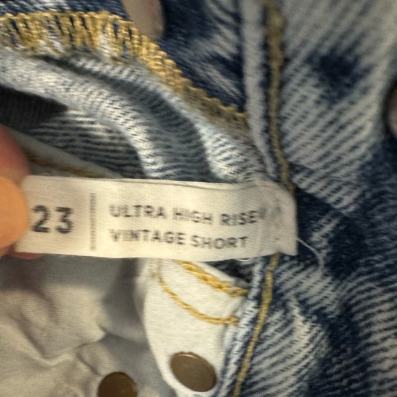 PacSun Acid Wash Ultra High Waisted Vintage Denim Shorts - Picture 4 of 5